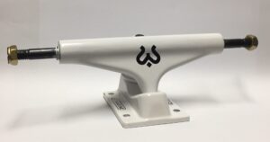 imagine truck white white 5.25